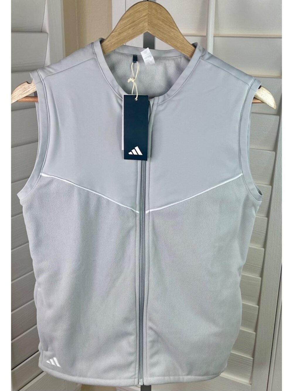 Adidas U Tech Vest Grey Full-Zip Sleeveless Golf Jacket IS9702, Boys Large - NWT